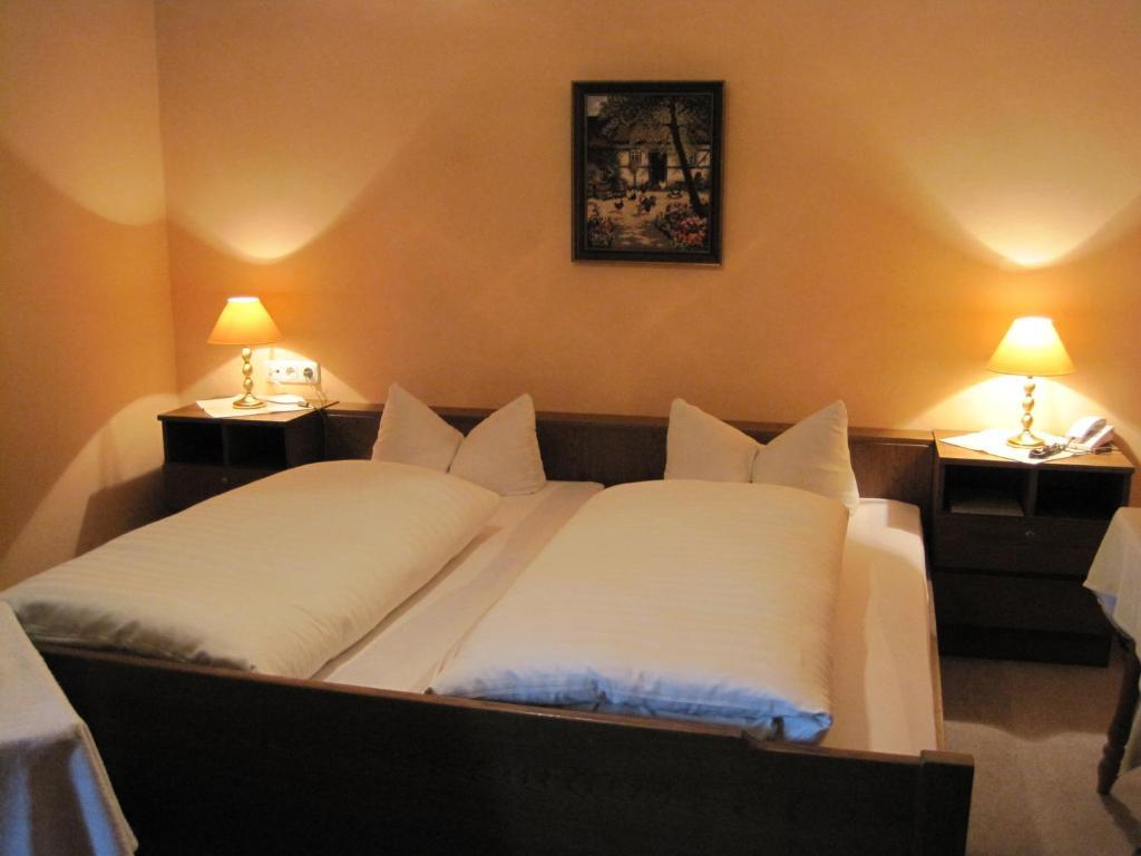 Hotel Zur Schonen Aussicht Ubersee Bilik gambar